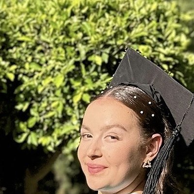 A verified tutor on iykno